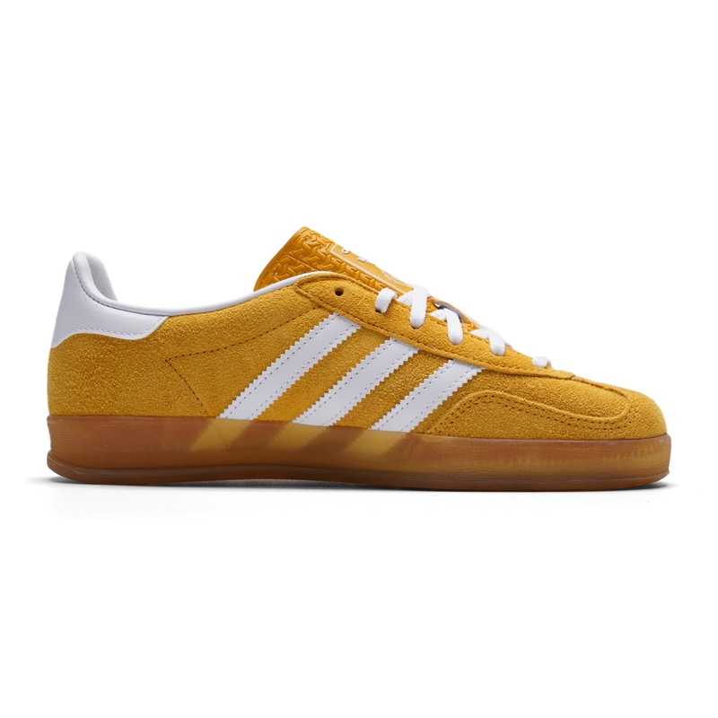 أحذية رياضية نسائية من Adidas  - مراجعة Adidas Shoes Gazelle وسعره