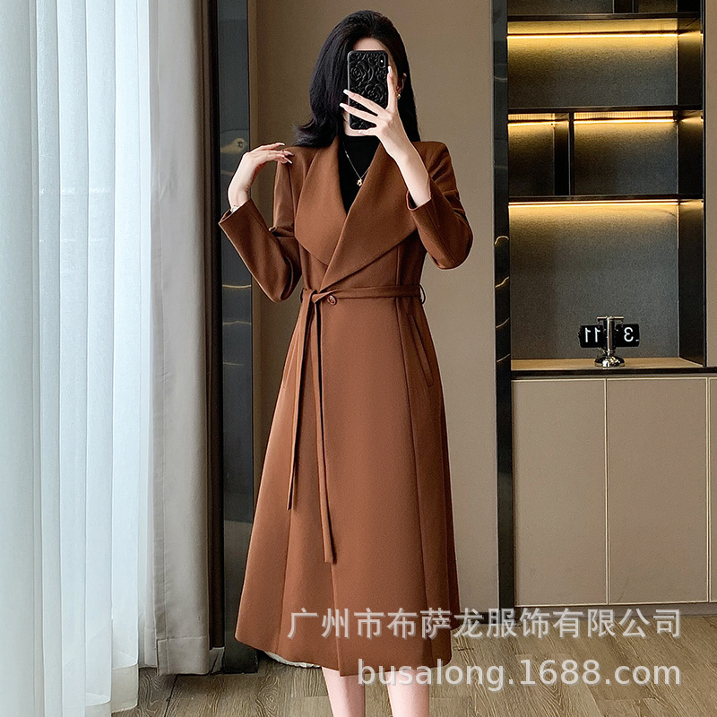 معطف نسائي جديد لخريف وشتاء 20 - مراجعة Trench Coat Formal وسعره
