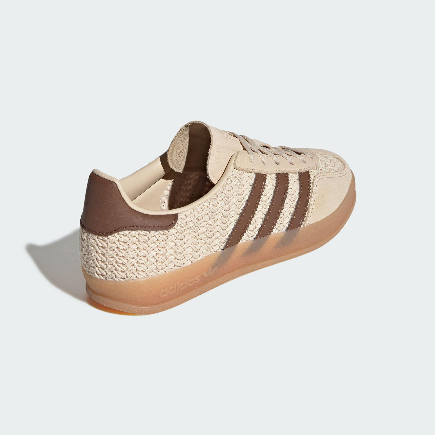 حذاء رياضي كاجوال كلاسيكي كلاس - مراجعة Adidas Shoes Gazelle وسعره
