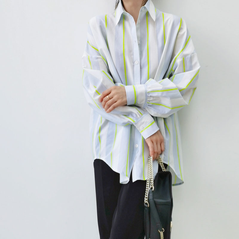 بلوزة نسائية أنيقة من BirdTree - مراجعة Silk Blouse Button وسعره