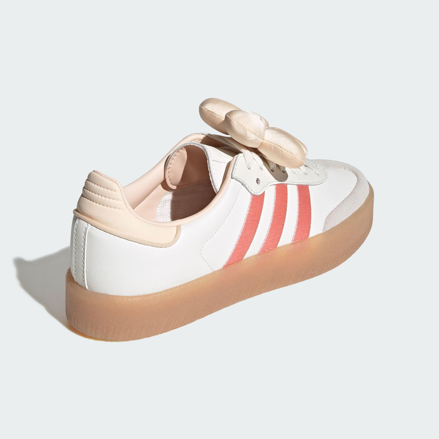 حذاء رياضي كلاسيكي كلاسيكي بسي - مراجعة Adidas Shoes Gazelle وسعره